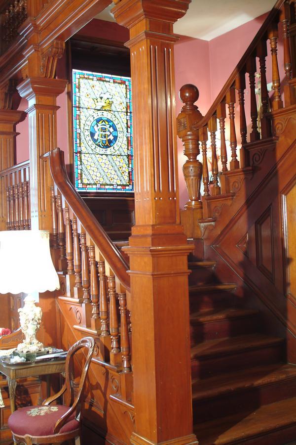 هوت سبرنغز 1884 Wildwood Bed And Breakfast Inn المظهر الخارجي الصورة