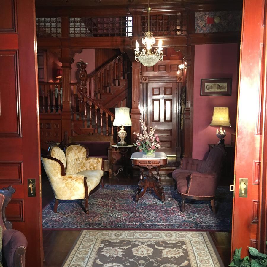 هوت سبرنغز 1884 Wildwood Bed And Breakfast Inn المظهر الخارجي الصورة