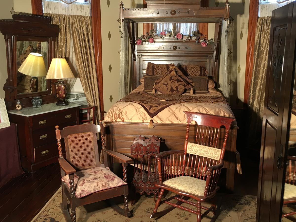 هوت سبرنغز 1884 Wildwood Bed And Breakfast Inn المظهر الخارجي الصورة