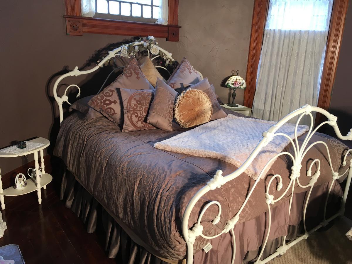 هوت سبرنغز 1884 Wildwood Bed And Breakfast Inn المظهر الخارجي الصورة